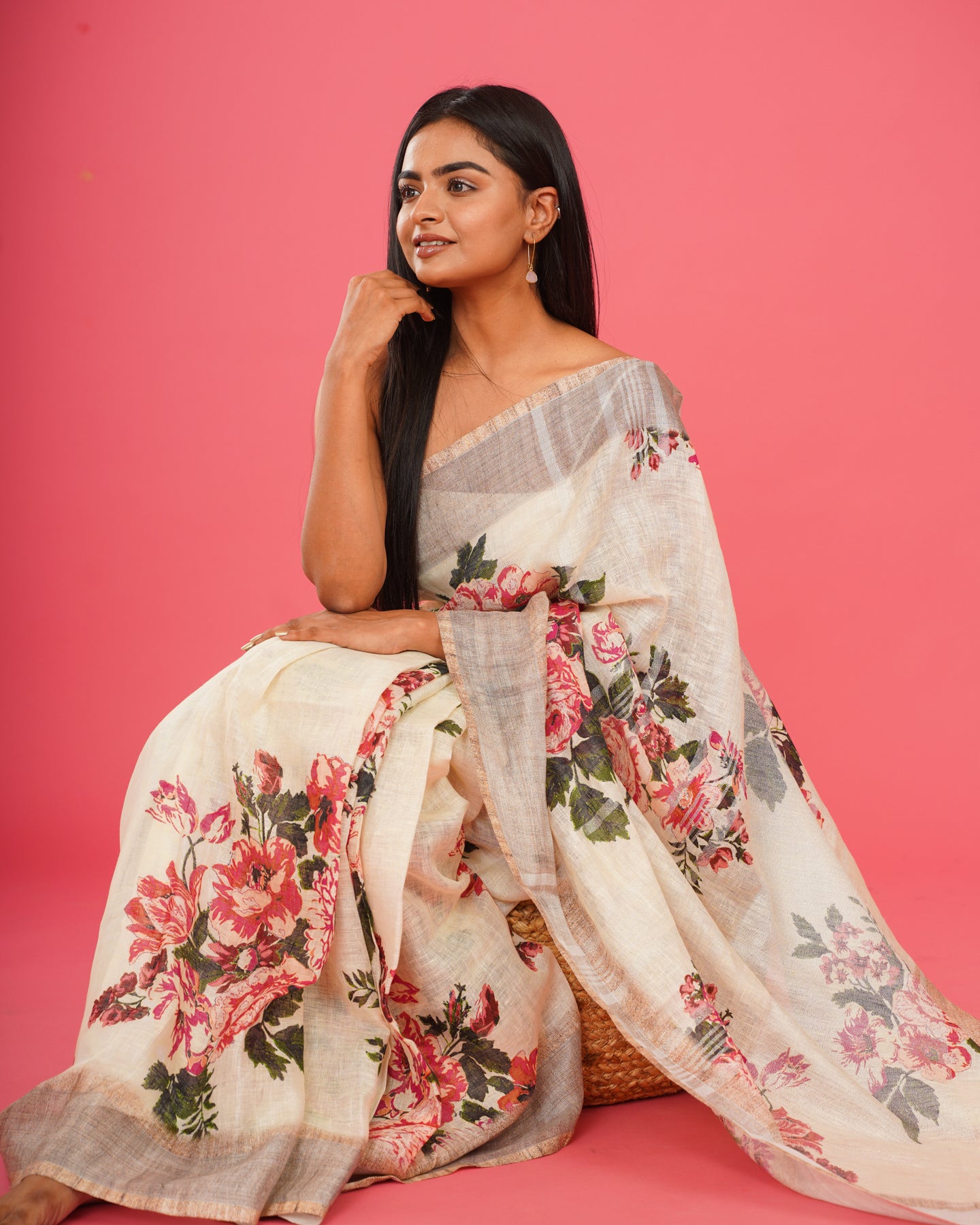 WHITE FLORAL LINEN SAREE